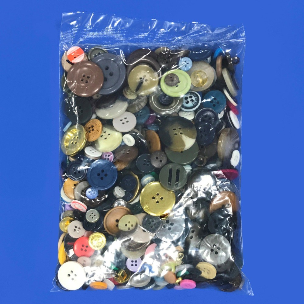 Mixed Craft Buttons – 300g Bag for Sewing & DIY | EU Fabrics | EU Fabrics