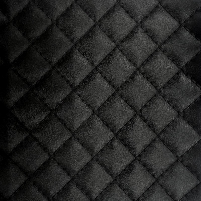 Diamond Stitched Leatherette black