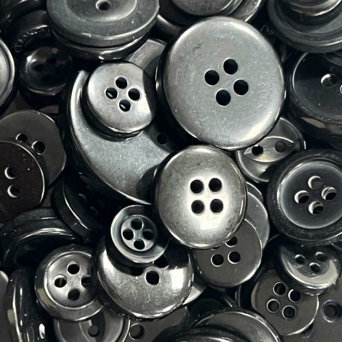 Crafting Buttons Assorted Sizes 120g Black