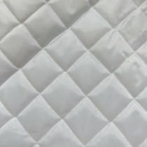 Quilted Fabric Lining Box Design White5